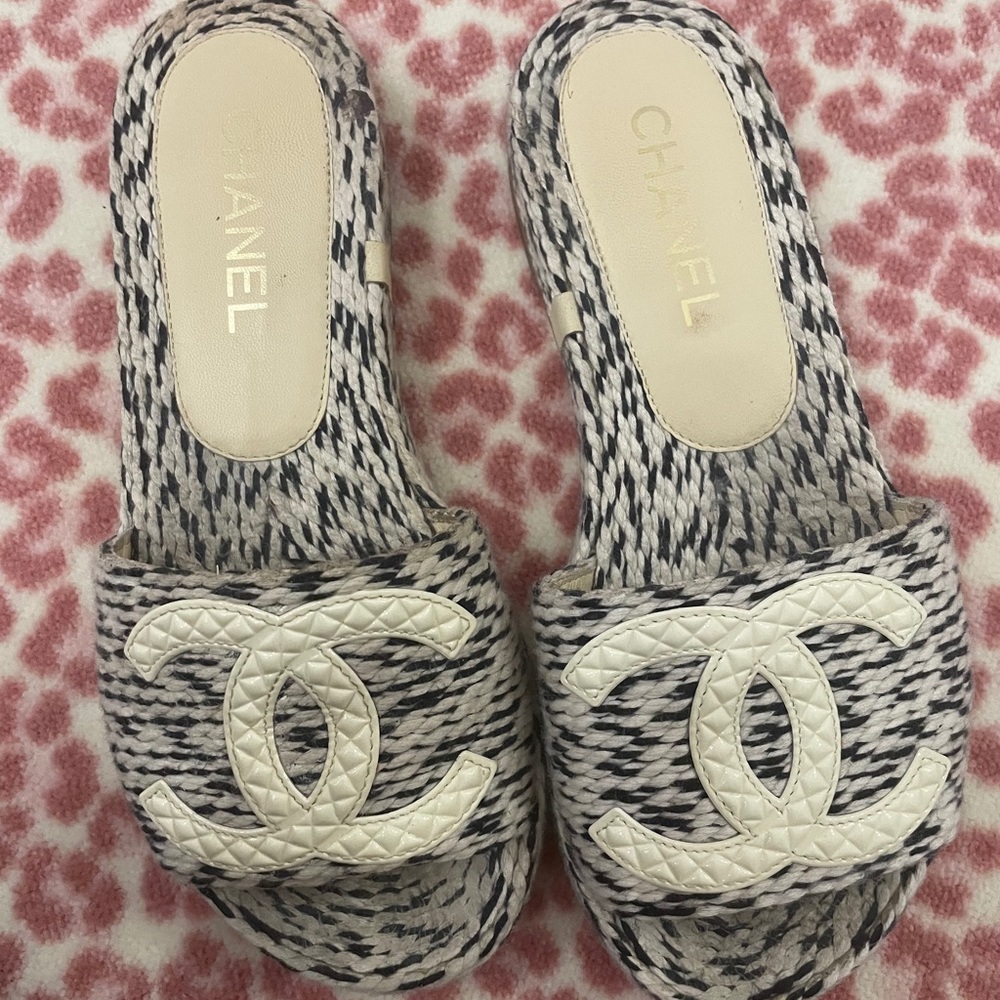 AUTHENTIC CHANEL SLIDES
